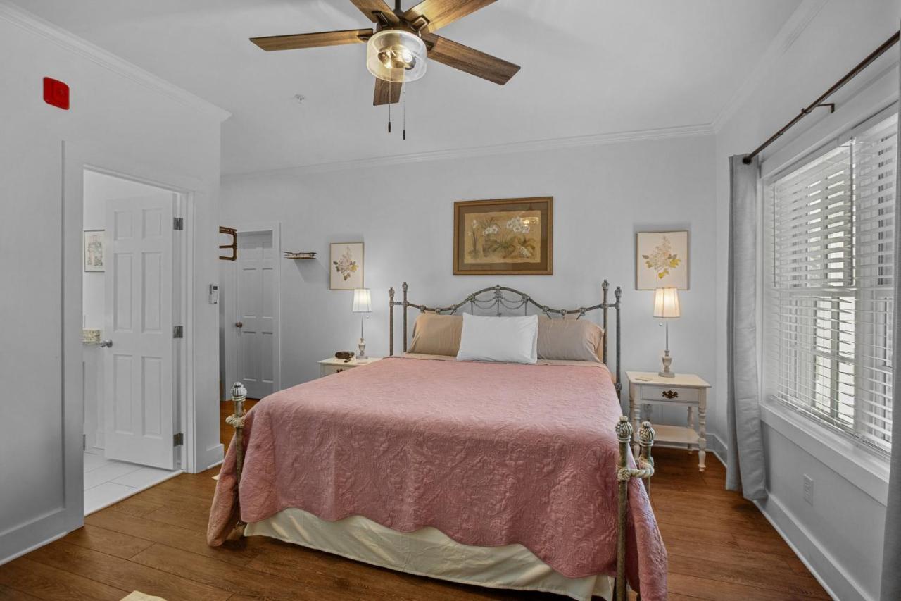 Little Inn On Main Washington Bagian luar foto
