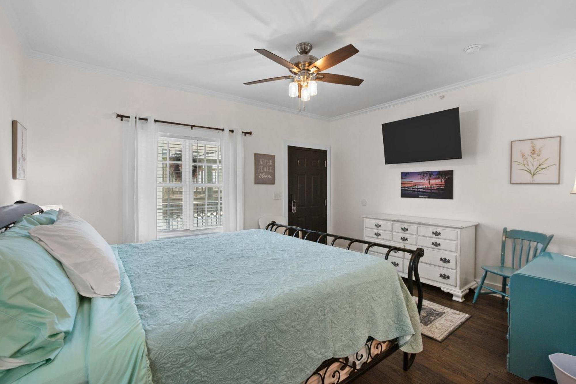 Little Inn On Main Washington Bagian luar foto